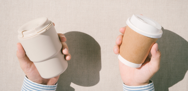 Voorwaarden in 2024 voor plastic bevattende bekers en voedselverpakkingen